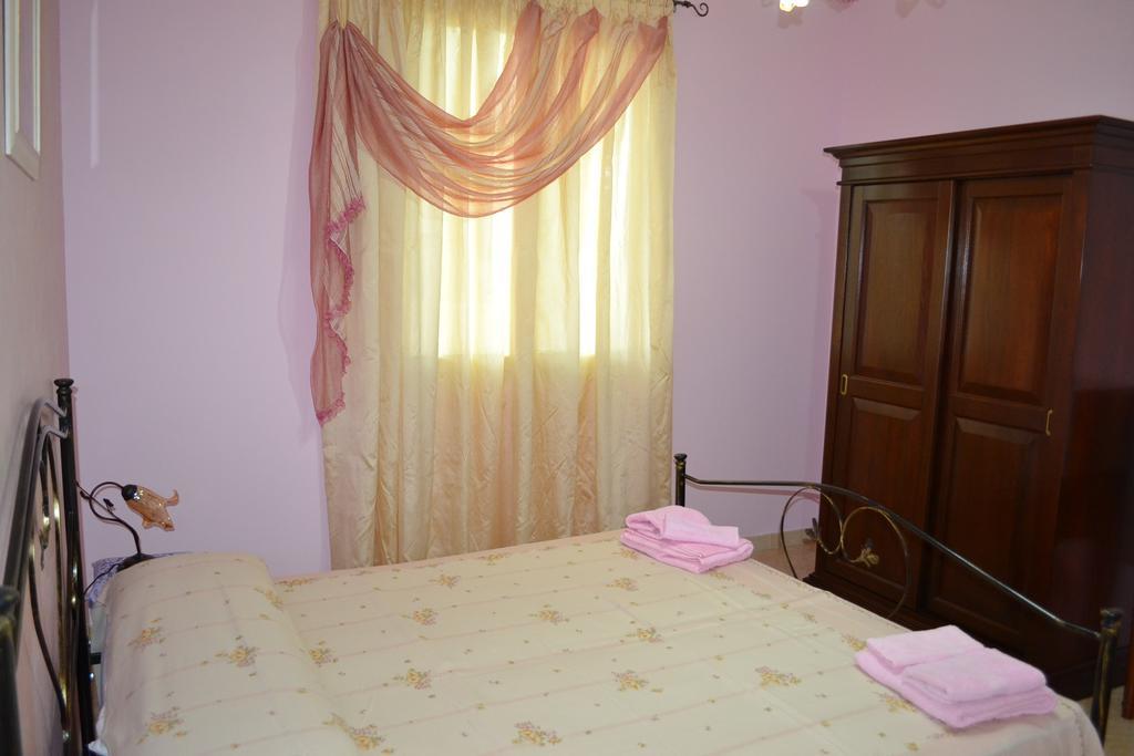 B&B Villa Bismi Monteroni di Lecce Ruang foto
